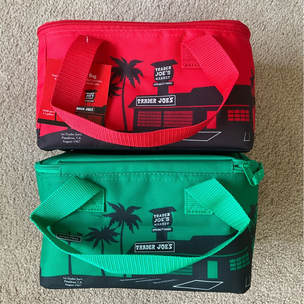 RARE: Trader Joe’s Mini Insulated Bag SET: Red & Green! Brand new! Holiday Drop!
